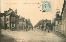 GRAND ANDELYS Avenue De La République - Andere & Zonder Classificatie