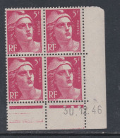 France N° 719A XX  Marianne Gandon 5 F. Rose En Bloc De 4 Coin Daté Du 30 . 12 . 46, 3 Points Blancs Sans Cha., TB - 1940-1949