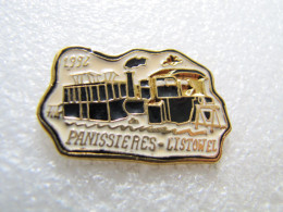 PIN'S     PANISSIERES  LISTOWEL   TRAIN  1992 - Cities