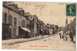 PRE EN PAIL LA GRANDE RUE COMMERCES ANIMEE - Pre En Pail