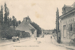 37 // SAINT PATERNE    Rue De La Gare   / Café Restaurant Sur La Droite - Autres & Non Classés