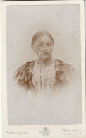 DE244  --  DEUTSCHLAND --  WOLFENBUTTEL  --  CABINET PHOTO, CDV  --  LADY --  FOTO:  ADOLF HERBST  - 10,3  Cm  X 6,2 Cm - Old (before 1900)