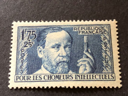 FRANCE Timbres 385,  Neufs Sans Charnière ** - Unused Stamps
