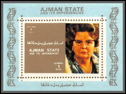 Ajman - 2729n N°2594 Julyane Queen Of The Nederlands Deluxe Miniature Sheet Bleu ** MNH 1973 European Community Member - Ajman