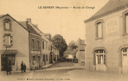 LE GENEST - Route De Changé - Hôtel Du Commerce, Gilles-Pottier - Boulangerie Boizard - Animé - Le Genest Saint Isle