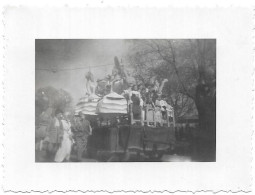 Lot De 3 PHOTOS - Le Carnaval De NIMES  En 1949 - Ft 8,5 X 6 Cm - Orte