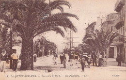 83 / LA SEYNE  / VUE VERS LE PORT / LES PALMIERS - La Seyne-sur-Mer