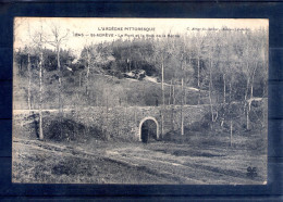 07. Saint Agreve. Le Pont Et Le Bois De La Reche - Saint Agrève