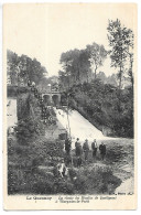 Cpa...Le Quesnoy...(nord)...la Chute Du Moulin De Quélipont A Wargnies-le-Petit...animée... - Le Quesnoy