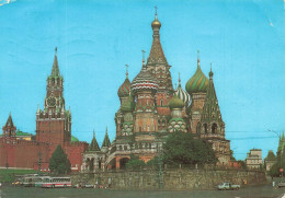 RUSSIE - Moscou. Cathédrale De L'Intercession (cathédrale Saint-Basile) Et Spasskaya - Animé - Carte Postale - Russia