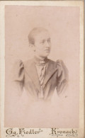DE254  --  DEUTSCHLAND --  KRONACH  -  CABINET PHOTO, CDV  --  LADY  -  FOTO:  GEORG  FIEDLER  - 10,3  Cm  X 6,2 - Old (before 1900)