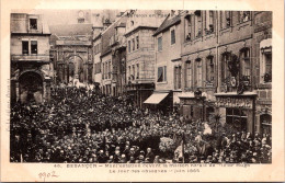 SELECTION -  BESANCON   -  Manifestation Devant La Maison Natale De Victor Hugo Le Jour Des Obsèques 11 Juin 1885 - Besancon