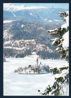 Slovénie. Bled. Le Lac Glacé Au Pied Des Alpes Juliennes. L'île Sous La Neige Avec L'église De La Nativité De Marie.1987 - Slovenia