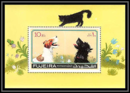 Fujeira - 1568/ Bloc N° 82 A Chiens (chien Dog Dogs) - CHATS CHAT CAT CATS ** MNH - Honden