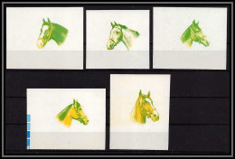 Fujeira - 1540d/ N° 810/814 B Cheval (chevaux Horse Horses) Essai (proof) Non Dentelé Imperf ** MNH RRR - Fudschaira