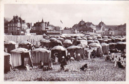 14 - TROUVILLE -  La Plage Et Le Casino - Trouville