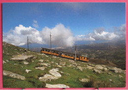 Visuel Pas Très Courant - Espagne - Larun Gain - Funicular Y Al Fondo San Juan De La Luz - Excellent état - Altri & Non Classificati