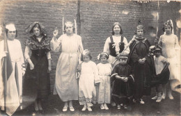 MARETZ - 2 Juin 1935 - Carte Photo - Personnages - Costumes - Fête - Autres & Non Classés