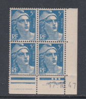 France N° 719B XX  Marianne Gandon 6 F. Bleu En Bloc De 4 Coin Daté Du 17 . 10 . 47 .  3 Points Blancs Sans Cha., TB - 1940-1949