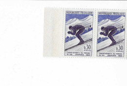 1326 A Ski Court Tenant à Normal Paire Horizontale - Unused Stamps