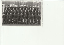 Militaria- Carte Photo 1956-  Goupe Militaires à Rueil 92 - Regimente