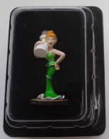 N°9 Figurine Pièce D'échec Astérix Plastoy Hachette 2006 Madame Agecanonix Pion - Astérix & Obélix