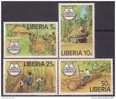 Libéria 1978 Bois Industrie Forêt Arbres Ouvriers Camion Camions Transport Set - Cars