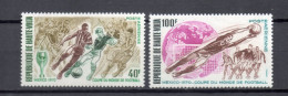 HAUTE VOLTA  PA  N° 78 + 79    NEUFS SANS CHARNIERE  COTE  2.50€    FOOTBALL SPORT - Upper Volta (1958-1984)