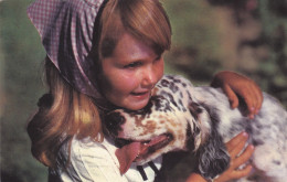 Postcard - Little Girl And Dog, Loving Friends  - Card No. P9 - VG - Ohne Zuordnung