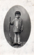 4V5Hy    Chasse Chasseur Carte Photo Enfant à La Carabine Fusil - Caza
