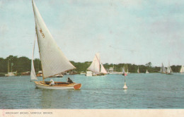 Postcard - Wroxham Broad, The Norfolk Broads - Used The Name Christine  Written On The Rear Top Left - No Card No. Good - Ohne Zuordnung