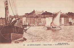 83 / SAINT TROPEZ / LA CITADELLE ET LE PORT / BERENGUIER  81 - Saint-Tropez