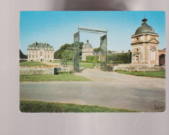 28 - Les Environs De Voves : Le Château De Reverseaux - Châteaux