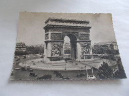 PARIS EN FLANANT 75 L ARC DE TRIOMPHE DE L ETOILE  ANIMEES  VIEILLES AUTOS - Triumphbogen
