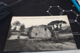 Carte Postale BOUFERE  LA Sénardière  (ruine Du Château) - Altri & Non Classificati