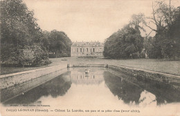 33 Léognan Chateau De La Louvière Son Parc Et Sa Pièce D' Eau CPA - Autres & Non Classés