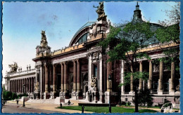 *CPSM - 75 - PARIS  - Le Grand Palais - Autres Monuments, édifices