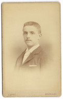 Carte De Visite - J Ganz Bruxelles - Jeune Homme, Tête Et épaules, Moustache / CDV Young Man - Anonyme Personen