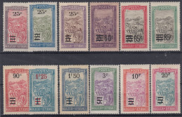TIMBRE MADAGASCAR SERIE COMPLETE N° 144/155 NEUFS * GOMME AVEC CHARNIERE - Nuevos