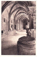 13 - ARLES -  Galerie Du Cloitre De Saint Trophime - Arles