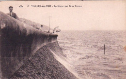 14 - VILLERS Sur MER - La Digue Par Gros Temps - Villers Sur Mer