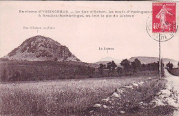 43- Environs D'Yssingeaux -  Le Suc D'Achon La Route D'Yssingeaux A Araules Rescharinges Au Loin Le Pic Du Lisieux - Yssingeaux