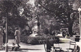 42 - SAINT ETIENNE - Monument A José Frappa Dans Le Jardin De La Place Jean Jaures - Saint Etienne
