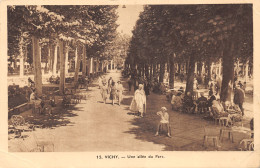 03-VICHY-N°425-C/0037 - Vichy