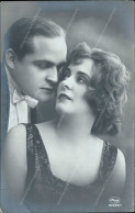 Cc717 Cartolina Fotografica Tematica Innamorati Coppia Couple - Couples