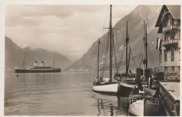 NORG174 --    NORGE  --  HARDANGERFJORD  --  SHIPP, DAMPFER   --  GRAND HOTEL  --  ECHTE PHOTOGRAPHIE - Norvegia