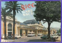 Carte Postale 06. Nice  La Gare SNCF  Très Beau Plan - Transport Ferroviaire - Gare