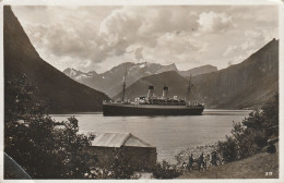 NORG175 --    NORGE  --  M. S.  ,, MONTE OLIVIA ,, IM   HARDANGERFJORD  --  DEUTSCHE SCHIFFSPOST   MIT HK  --   1935 - Norvège