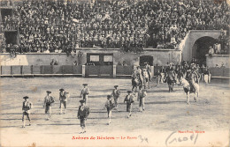 34-BEZIERS-LES ARENES-N°442-B/0103 - Beziers