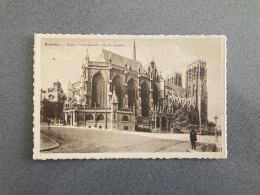 Bruxelles Eglise Sainte-Gudule Vue De Derriere Carte Postale Postcard - Monumenten, Gebouwen